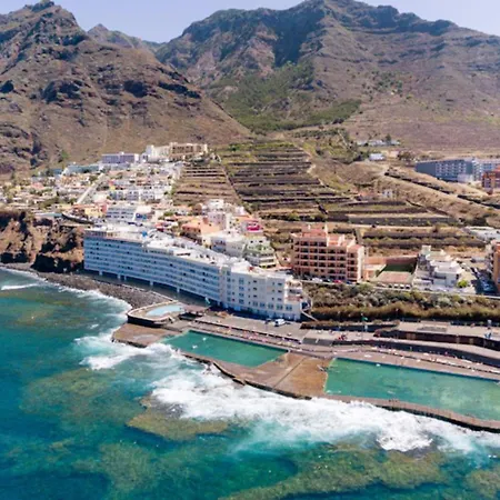 F&m 'con Terraza Y Tranquilidad' Apartman