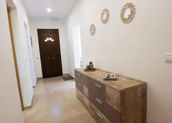 F&m 'con Terraza Y Tranquilidad' La Laguna (Tenerife)